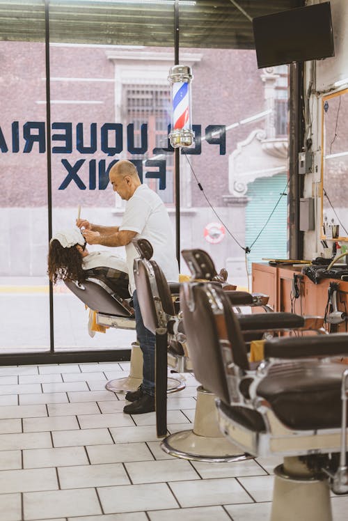 Unlock Your Salon's Potential with Intelligent Supply Management