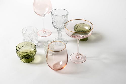 2025 Fragrance Forecast: Discover the Latest Perfume Trends