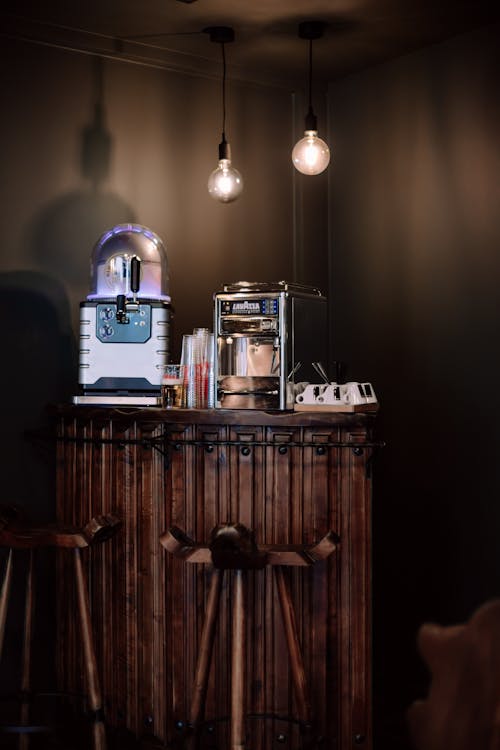 The Comprehensive Handbook for Daily Salon Essentials
