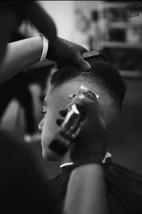 Essential Barber Tools for the Modern Mobile Professional