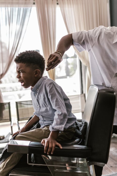 Smart Organization Solutions for a Calm and Efficient Salon and Barber Setup
