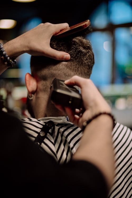 Salon Hair Dryers Uncovered: Leading Picks with Cutting-Edge Innovations