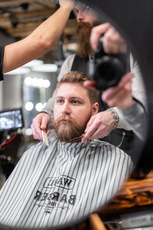 Crafting an Impressive Professional Barber Supply Kit
