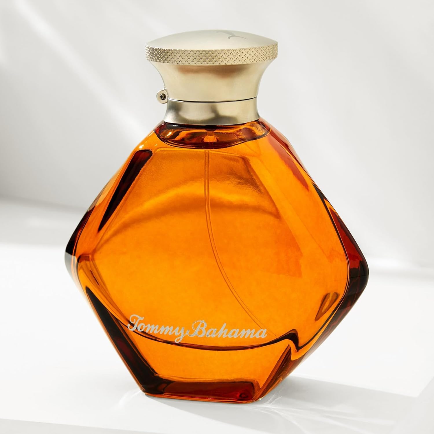 Tommy Bahamas Cognac M 100ml Boxed