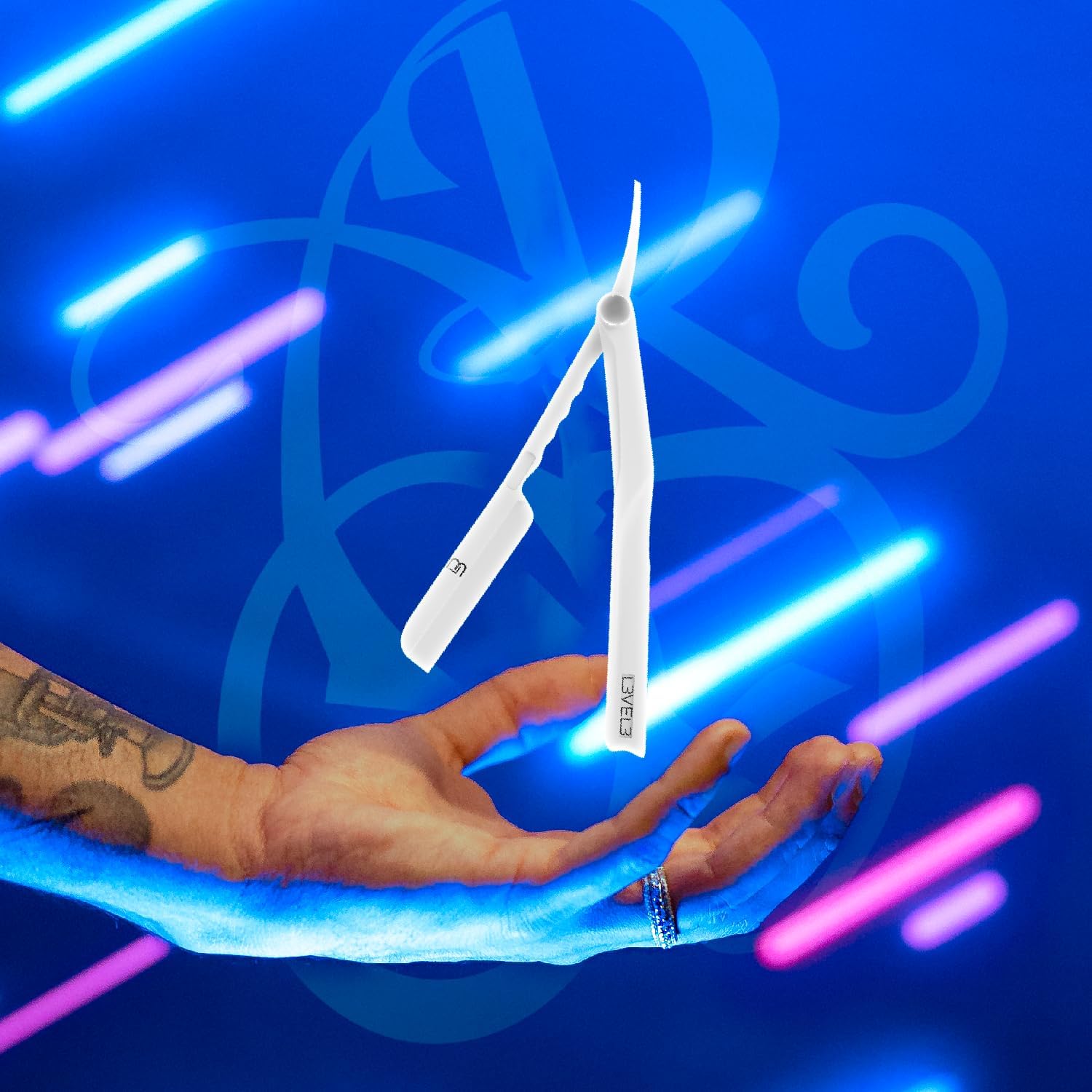 LV3 WHITE RAZOR HOLDER